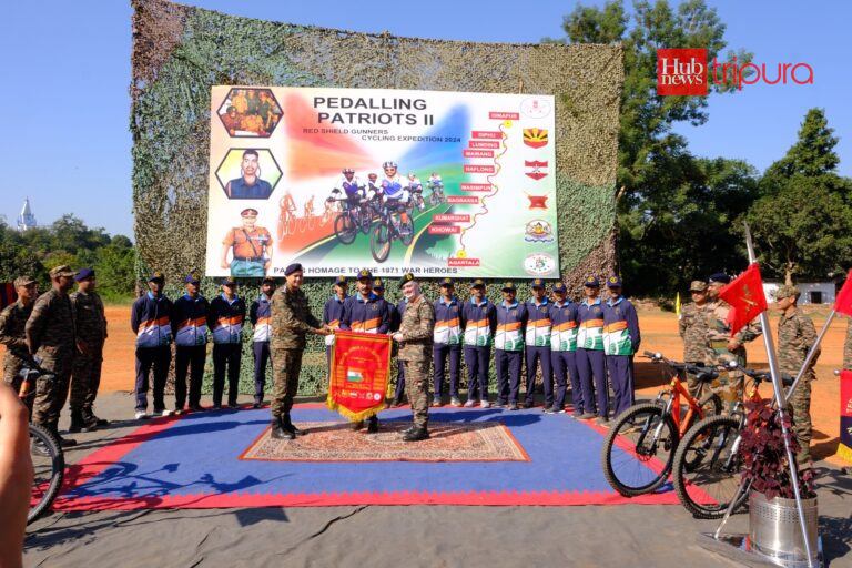 Lt Gen AS Pendharkar flagoff Spear Corps’ ‘Pedalling Patriots-II’ cycline expedition to commemorate 1971 war victory